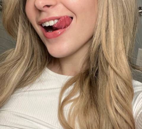 @blondeybarbie @blondeybarbie