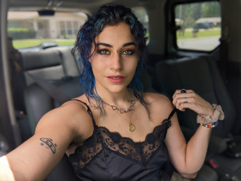 Knives profile picture