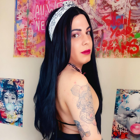 Emma Ink ⚡️ profile picture