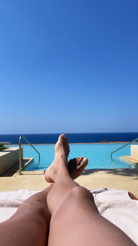 Roaming Feet profile picture