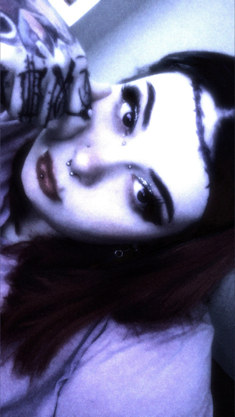 Crowley|| gothicc vampy gf🩸⚰️ profile picture