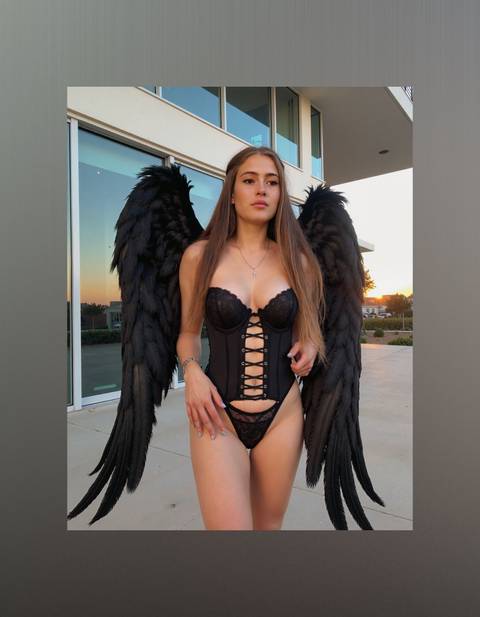 @lucy2707hotxx nude lucy2707hotxx nude