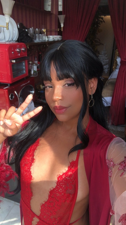 Barbie Farias profile picture