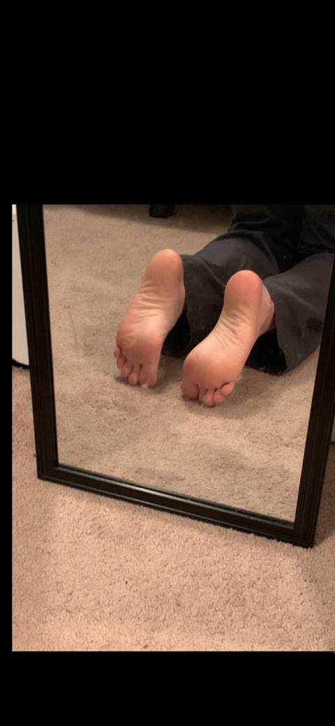 @arprettyfeet nude arprettyfeet nude