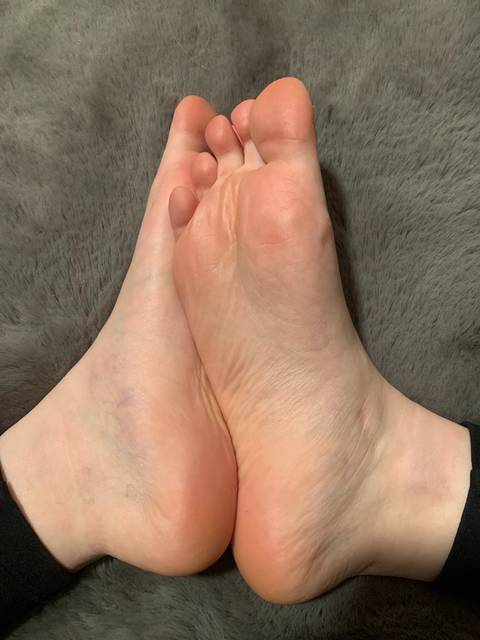 @sweetfeetrisa @sweetfeetrisa
