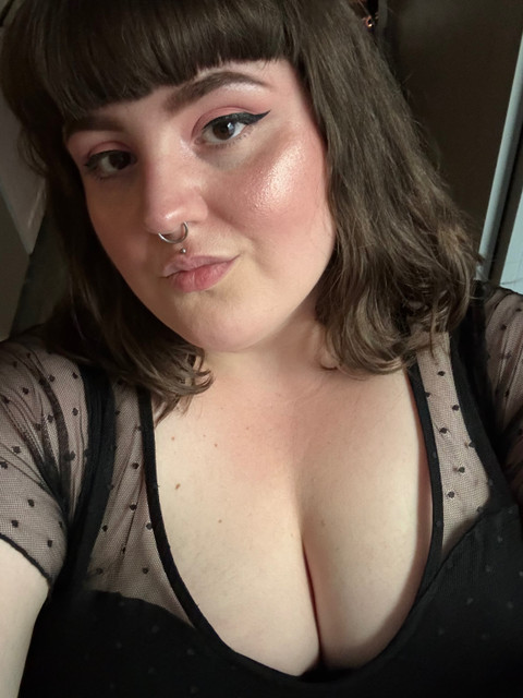 Your Favorite Fat Bitch profile picture