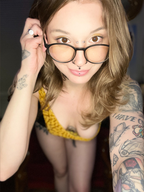 Lacey Divine profile picture
