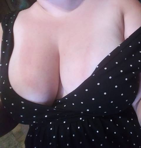 @trixievixenfree @trixievixenfree