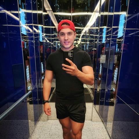 @mikeymuscleboy14 @mikeymuscleboy14
