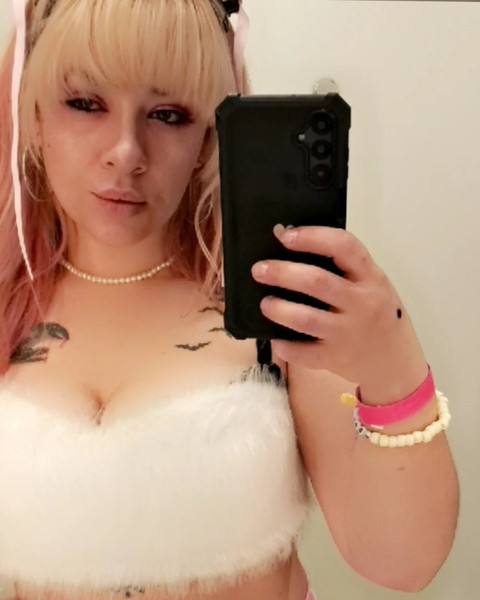 Mistress Kitty Gutz profile picture