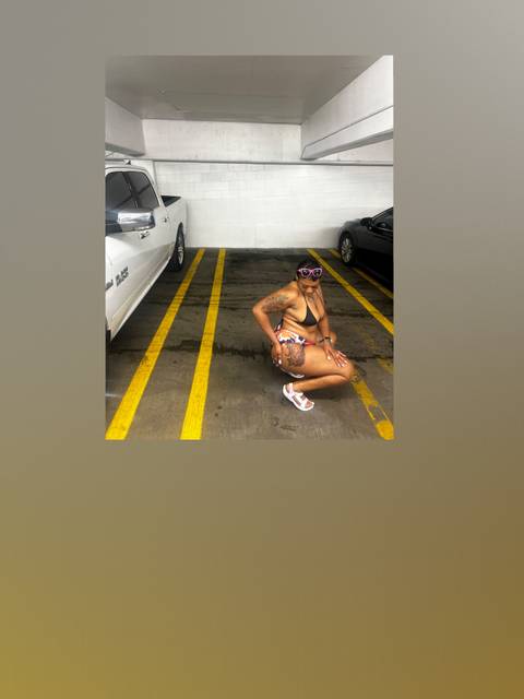 @sexyyyyymomma nude sexyyyyymomma nude