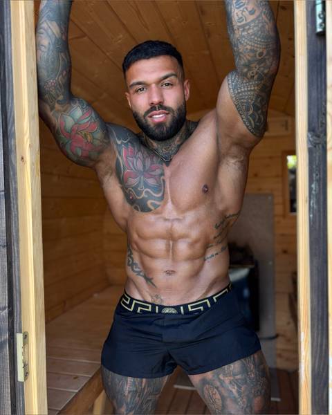 @naughtytroyxl @naughtytroyxl