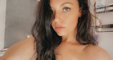 @emilyonlyfans420 @emilyonlyfans420
