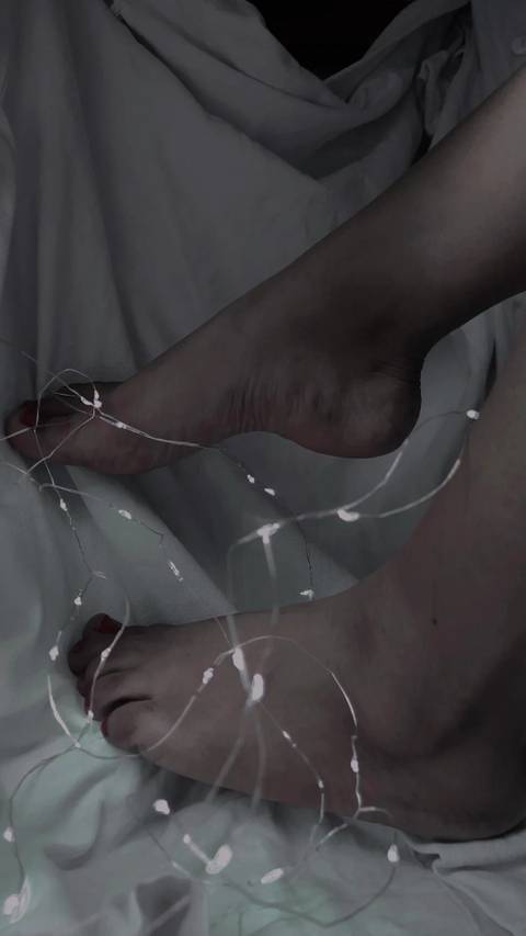 @loves.sweetfeet nude loves.sweetfeet nude