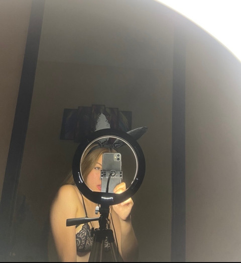 Denisse_feet profile picture