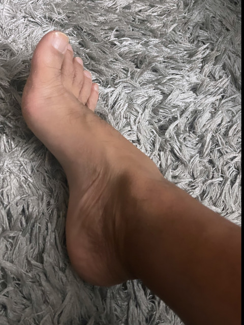 Feet4youwishes profile picture