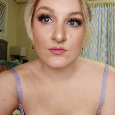 Ariel Blossom profile picture