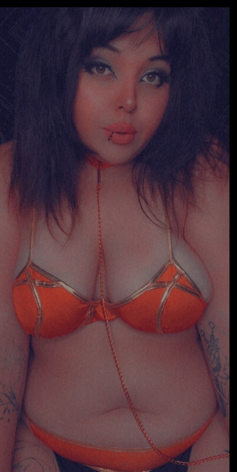 Julie profile picture