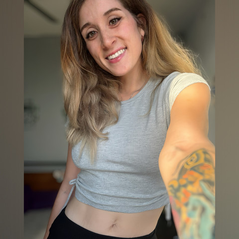 Enjoy your experience 💋 profile picture