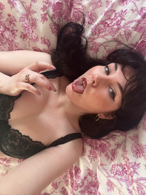 Didi Demure FREE profile picture