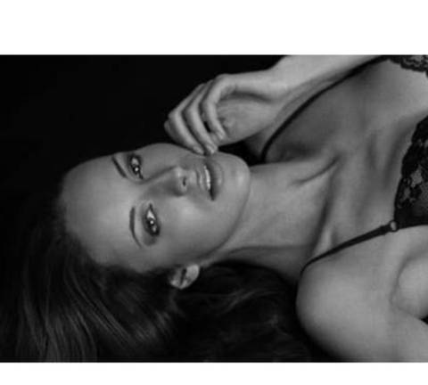 @zlondonbaby nude zlondonbaby nude