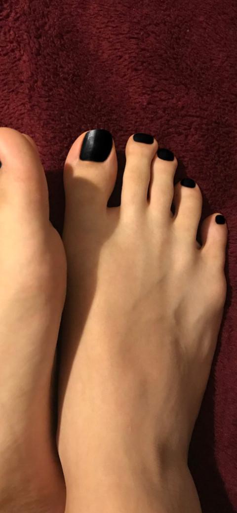 Latinainthahaus profile picture