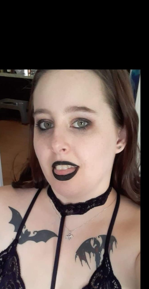 MidnightMina profile picture