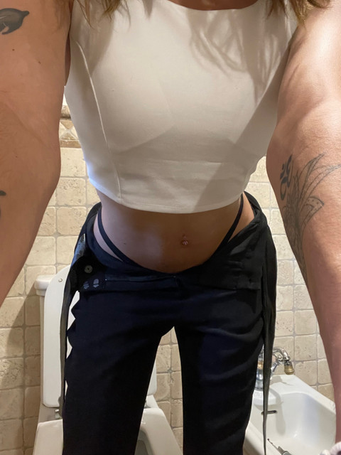 Lady Feet 12 profile picture