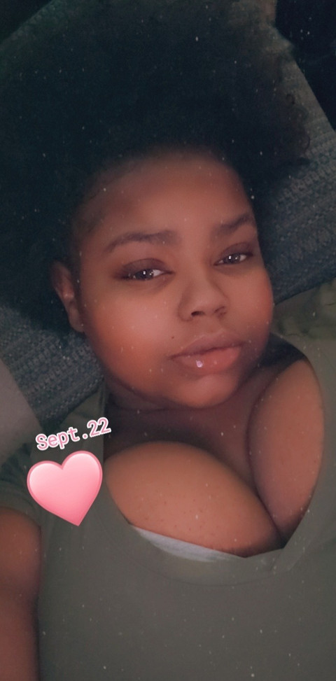 Titty heaven baby profile picture