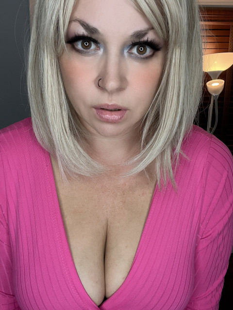 ⛓ kinky pegging mommy domme HarleyRey 💋 profile picture