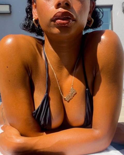 @thecutestnudist @thecutestnudist