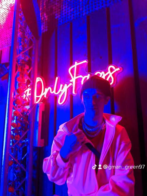 @hot-brit-gay-guy nude hot-brit-gay-guy nude