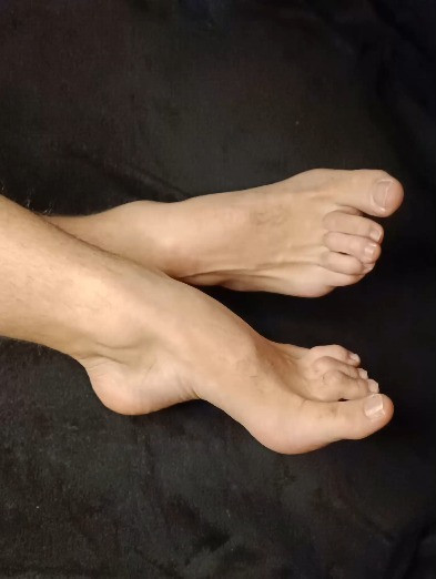 Feet-Ish profile picture