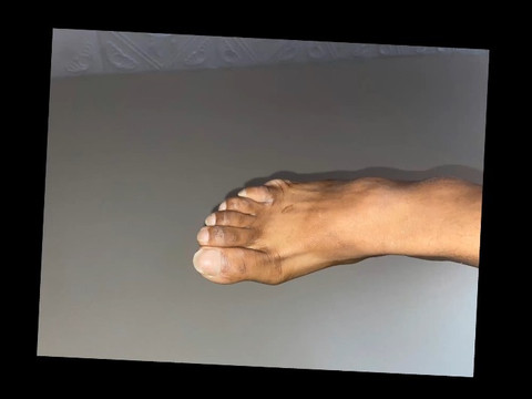 happy feet profile picture