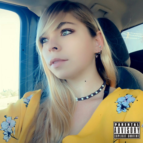 Roxie profile picture