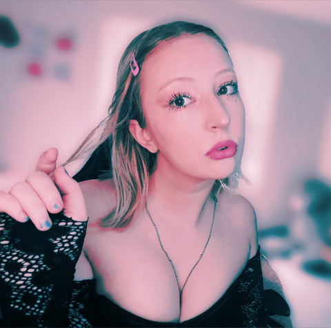 Persephone Pomegranate profile picture