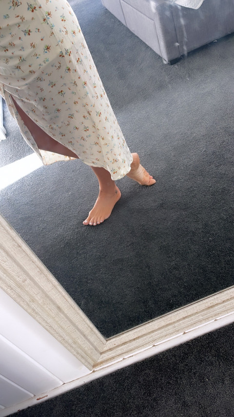 Feet Toes Soles Shoes profile picture