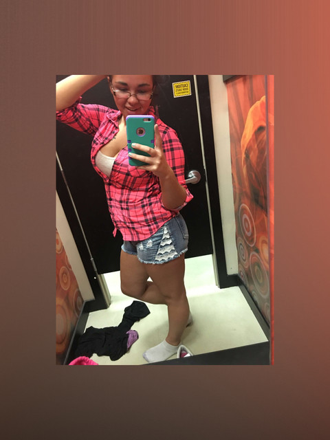 Becca profile picture