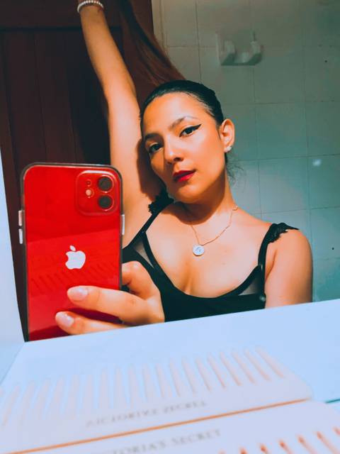 @adrienne_arte @adrienne_arte