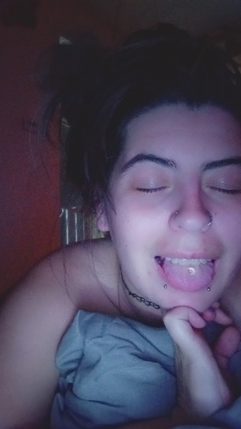 That Emo Chick profile picture