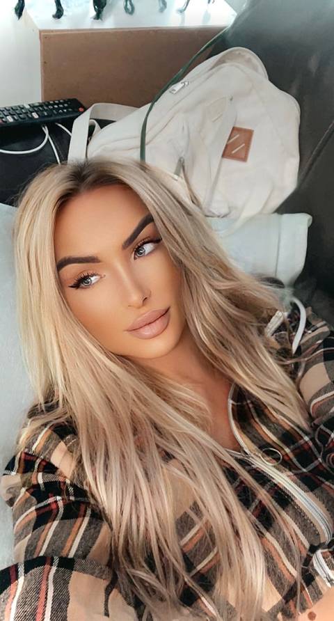 @nikkilovv @nikkilovv