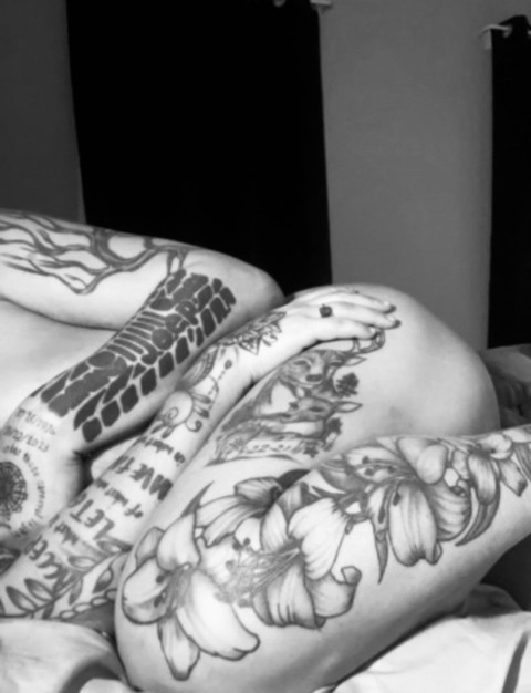 barefoot beauty profile picture