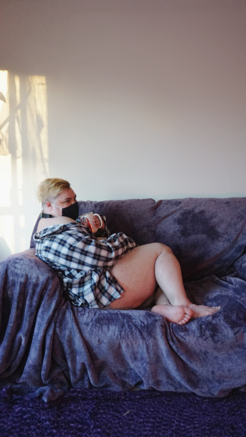 QueerBun01 profile picture