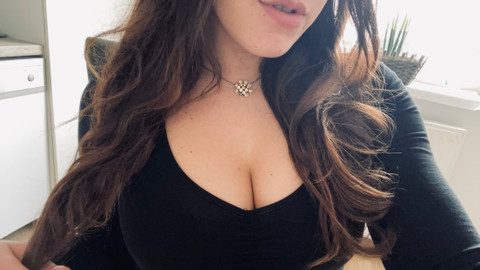 Angelina Maria profile picture