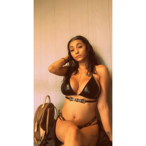 Layla profile picture
