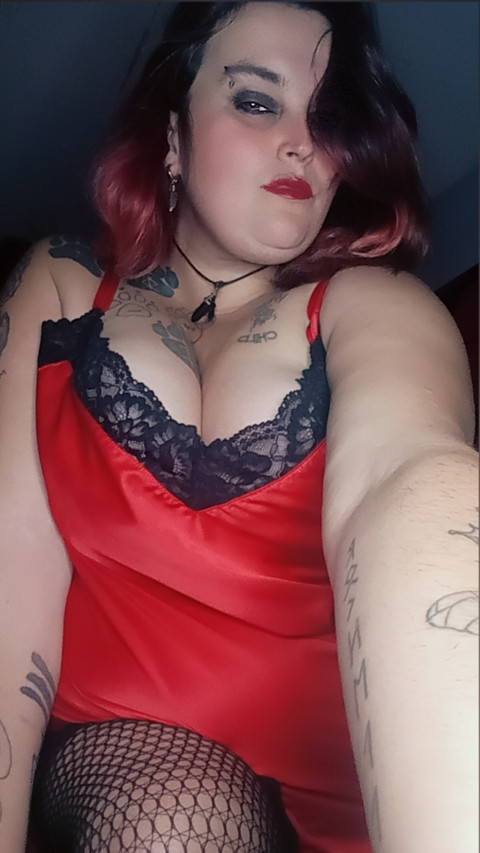 ❤️🔥HEATHEN HOTWIFE😈 profile picture