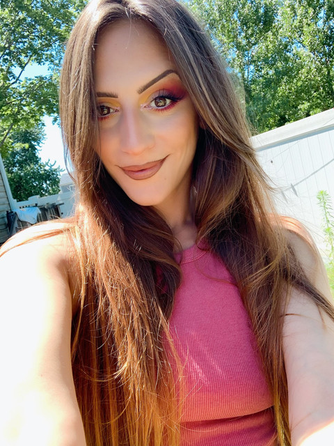 Rubyred1287 profile picture