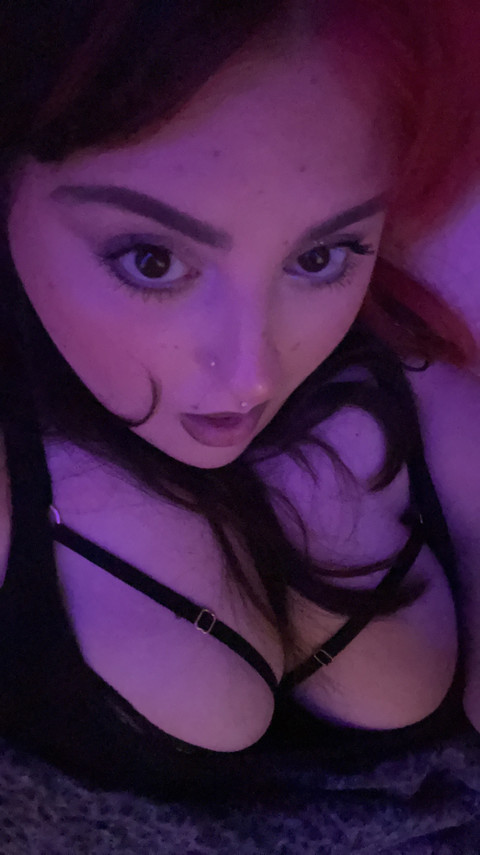 BIG titty goth gfð888 profile picture