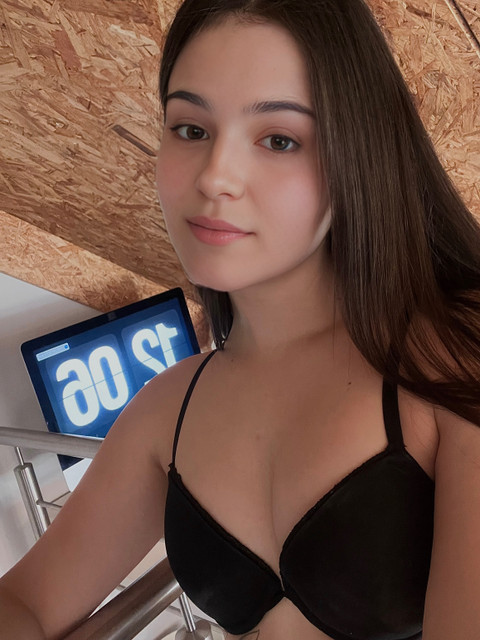 🟢🍒 Alina profile picture