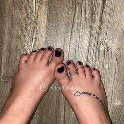 @feetfairybaby @feetfairybaby